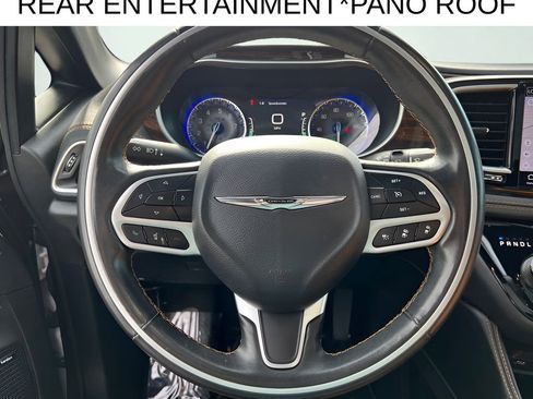 Used 2021 Chrysler Pacifica Pinnacle AWD/4WD image 44