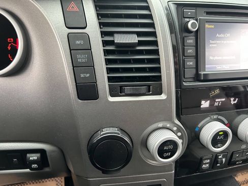 Used 2014 Toyota Sequoia SR5 image 23