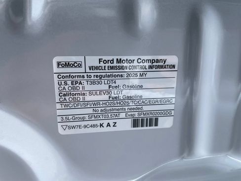 Used 2025 Ford Expedition Platinum AWD/4WD image 47