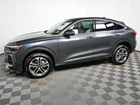 New 2026 Audi Q5 Premium AWD/4WD image 32