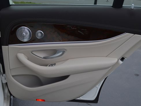Used 2017 Mercedes-Benz E 300 E 300 Luxury image 32