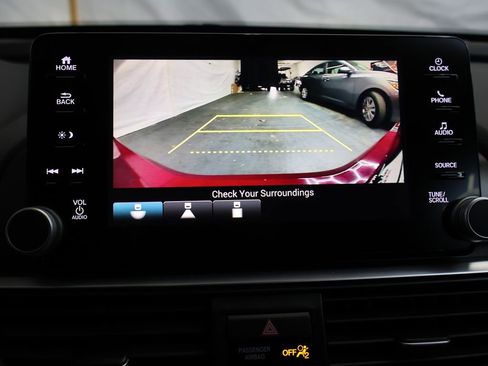 Used 2018 Honda Accord Sport image 25