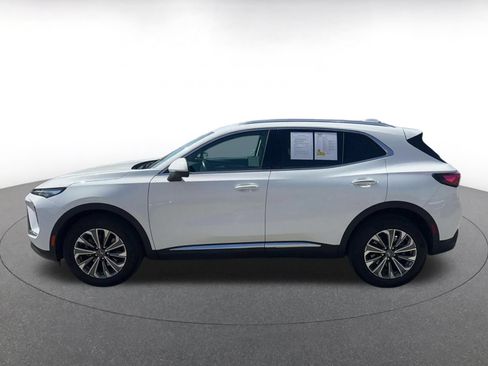 Used 2024 Buick Envision Preferred AWD/4WD image 9
