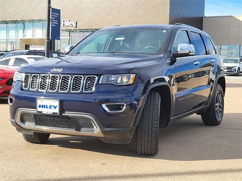 Used 2017 Jeep Grand Cherokee Limited image 2