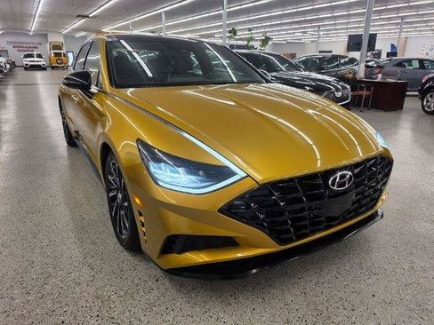 Used 2020 Hyundai Sonata SEL Plus w/ Tech Package FWD image 4