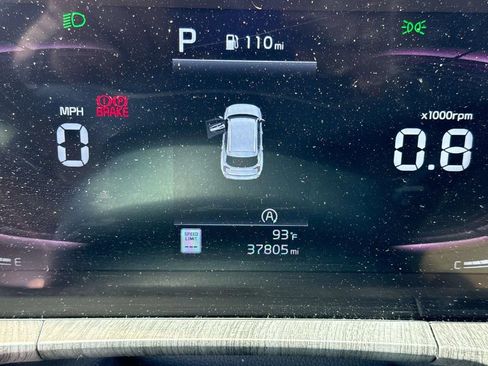 Used 2023 Kia Telluride EX w/ EX Captain's Chair Package FWD image 30