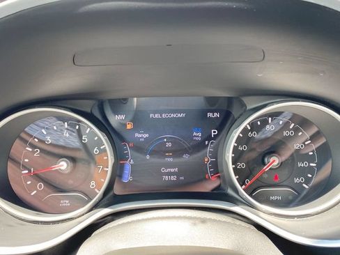 Used 2020 Jeep Compass Limited AWD/4WD image 11