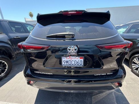 Used 2024 Toyota Highlander Limited AWD/4WD image 6