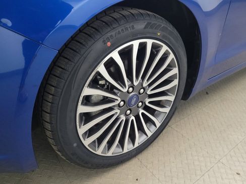 Used 2018 Ford Fusion SE w/ Fusion SE Technology Package FWD image 31