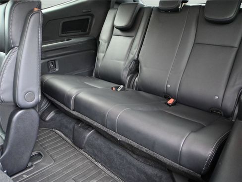 Used 2020 Subaru Ascent Limited image 13