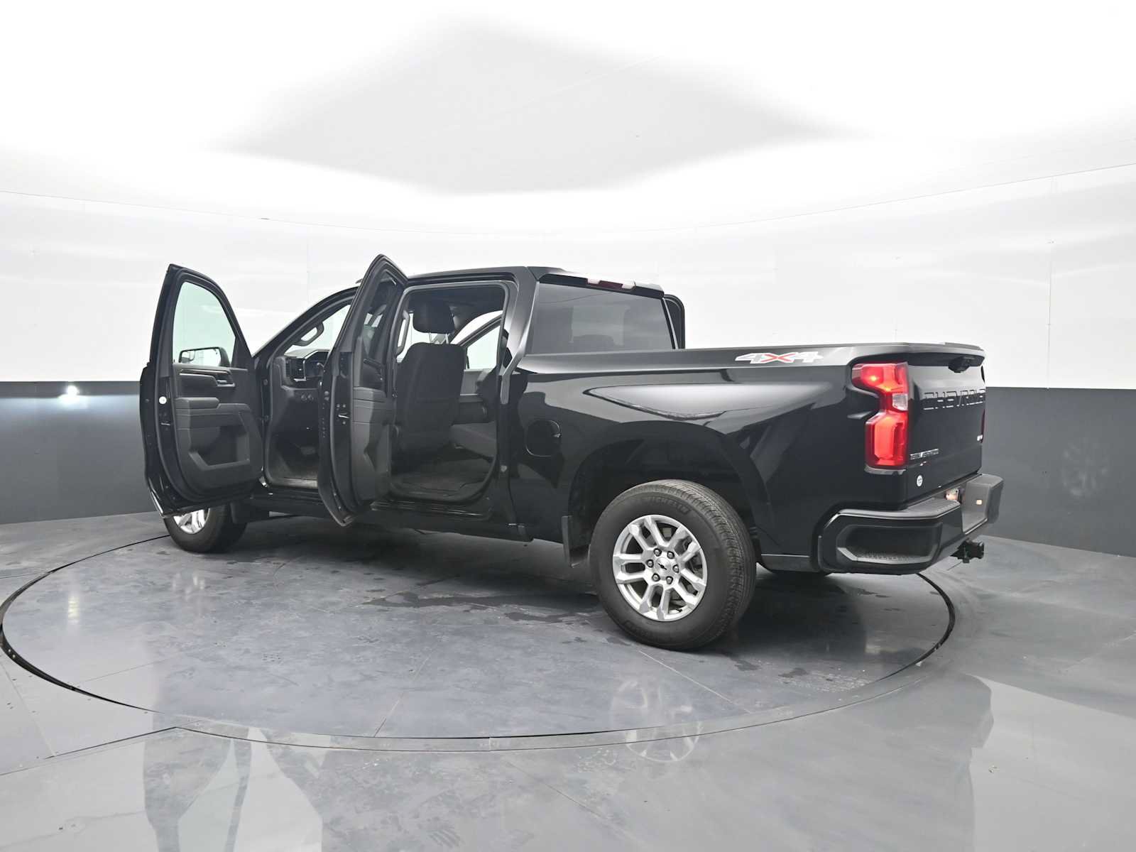 Used 2026 Chevrolet Silverado 1500 RST AWD/4WD image 46