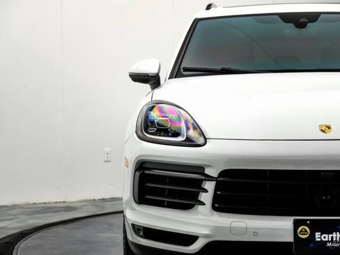 Used 2023 Porsche Cayenne image 26