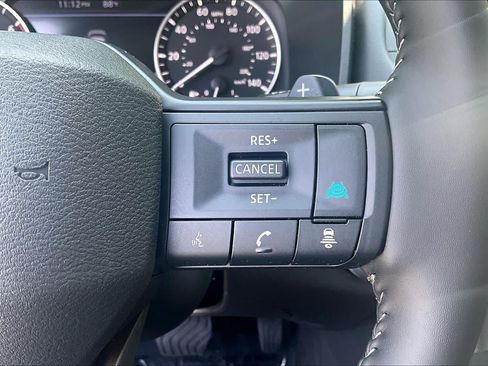 Used 2026 Nissan Rogue SV AWD/4WD image 25
