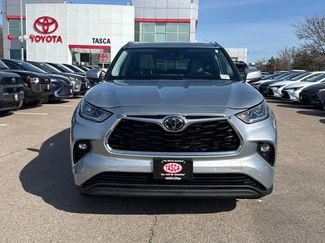 Used 2021 Toyota Highlander Limited AWD/4WD video 2