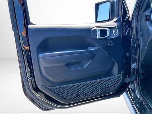 Used 2022 Jeep Gladiator Sport AWD/4WD image 21