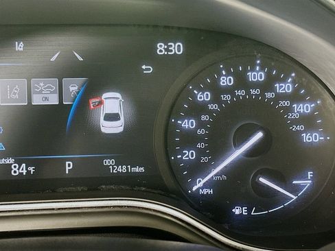 Used 2022 Toyota Avalon XLE image 12