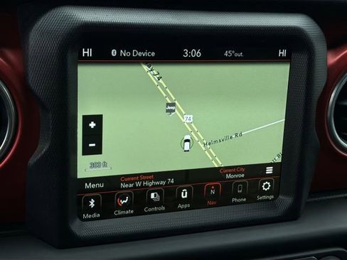 Used 2022 Jeep Gladiator Rubicon w/ Trailer Tow Package image 29