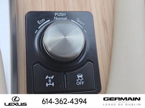 Certified 2022 Lexus RX 350L Premium w/ Premium Package AWD/4WD image 19