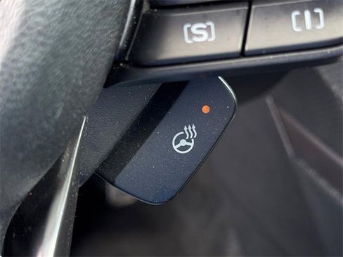 Used 2023 Subaru Forester Limited image 17