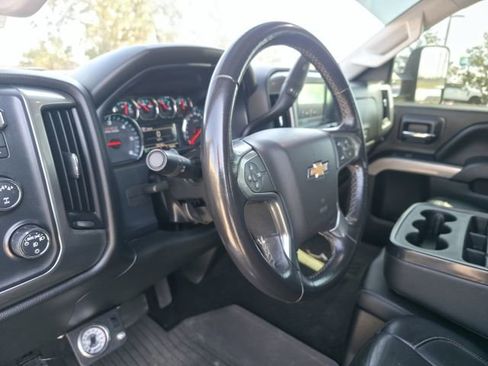 Used 2018 Chevrolet Silverado 1500 LT w/ All Star Edition image 12