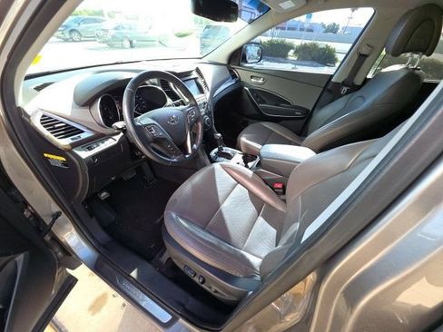 Used 2017 Hyundai Santa Fe Sport FWD image 12