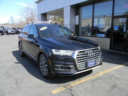 Used 2017 Audi Q7 3.0T Prestige AWD/4WD image 2