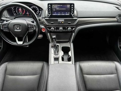 Used 2019 Honda Accord Sport image 5