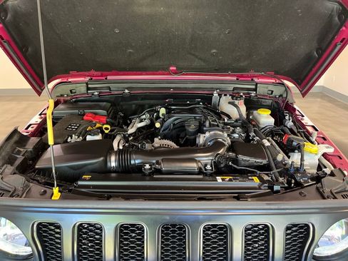 Used 2022 Jeep Wrangler Unlimited Sport AWD/4WD image 22