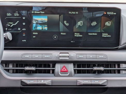 New 2025 Kia K4 EX image 19