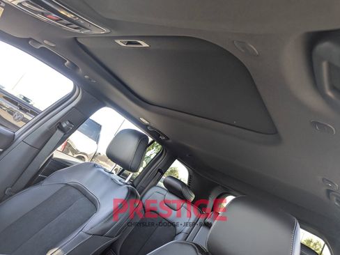 New 2026 Jeep Grand Cherokee Altitude AWD/4WD image 24