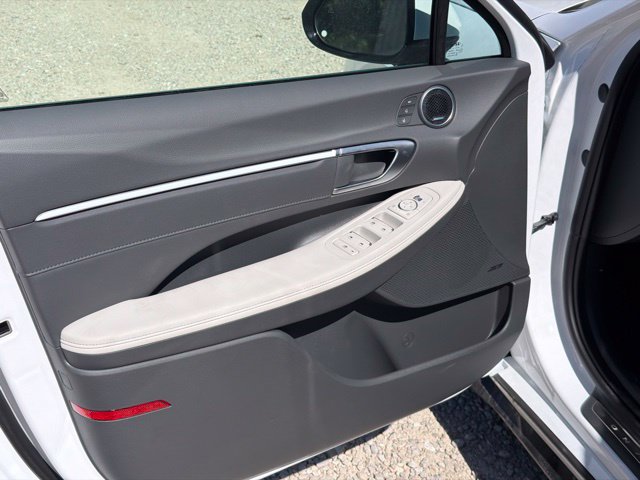New 2026 Hyundai Sonata Limited FWD image 19