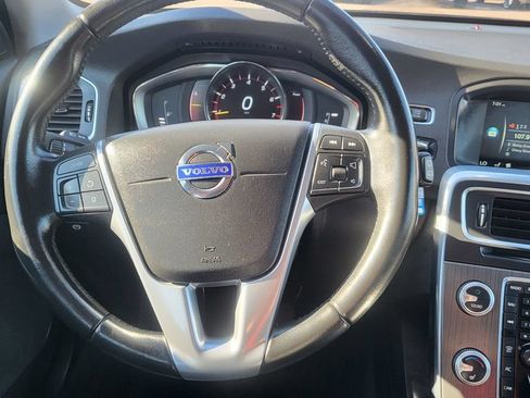 Used 2016 Volvo V60 T5 Premier w/ Protection Package FWD image 29