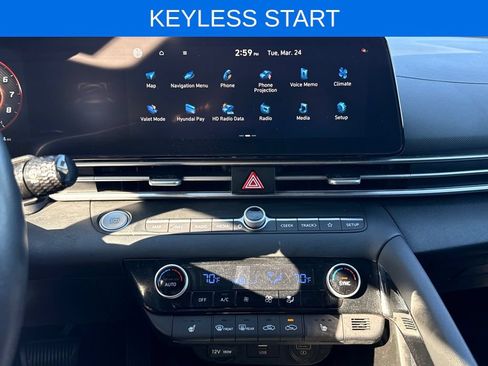 Used 2023 Hyundai Elantra Limited FWD image 8