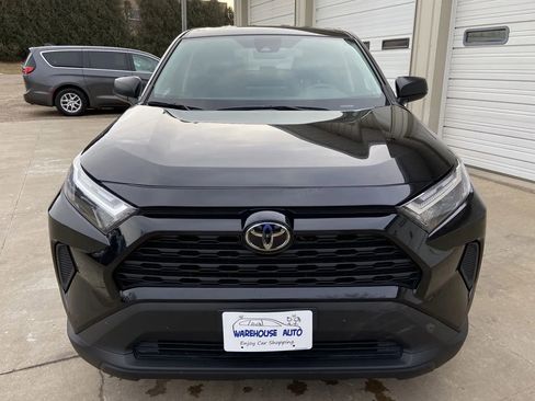 Used 2024 Toyota RAV4 LE image 3