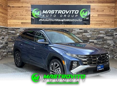 Used 2025 Hyundai Tucson Limited AWD/4WD image 1