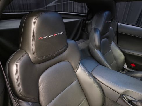 Used 2013 Chevrolet Corvette Grand Sport w/ 2LT Preferred Equipment Group RWD image 32
