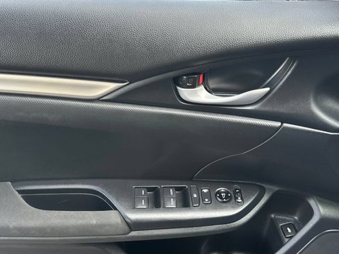 Used 2019 Honda Civic LX image 11