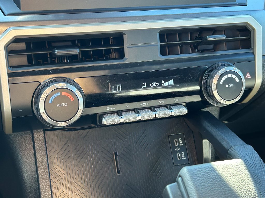 Certified 2026 Toyota Tacoma TRD Off-Road AWD/4WD image 31