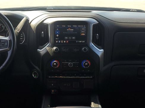 Used 2021 Chevrolet Silverado 1500 LT Trail Boss AWD/4WD image 20