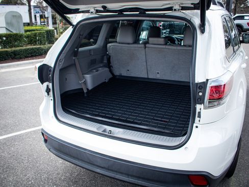 Used 2016 Toyota Highlander XLE image 33