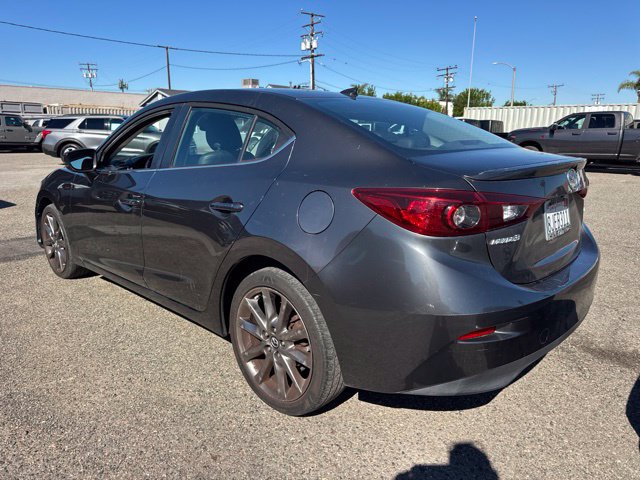 Used 2018 MAZDA MAZDA3 Touring FWD image 7