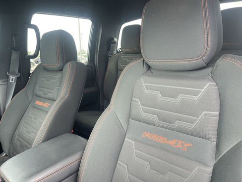 Used 2023 Nissan Frontier PRO-4X w/ Technology Package AWD/4WD image 8