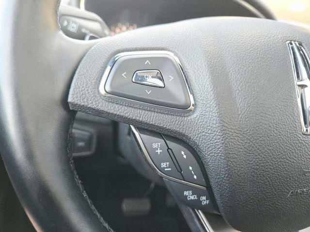 Used 2018 Lincoln MKC Reserve FWD image 17