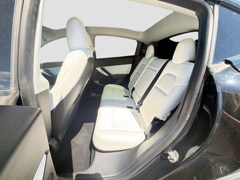 Used 2020 Tesla Model Y Performance AWD/4WD image 29