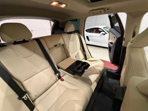 Used 2016 Volvo XC60 T5 Premier image 28