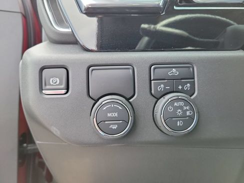 Certified 2025 Chevrolet Silverado 1500 RST RWD image 18