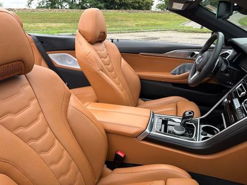 Used 2025 BMW M850i xDrive Convertible AWD/4WD image 31