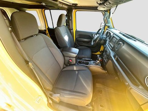 Used 2018 Jeep Wrangler Unlimited Sport S AWD/4WD image 28