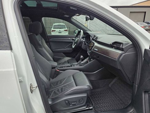 Used 2023 Audi Q3 2.0T Premium Plus image 11