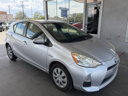 Used 2014 Toyota Prius C Two FWD image 2